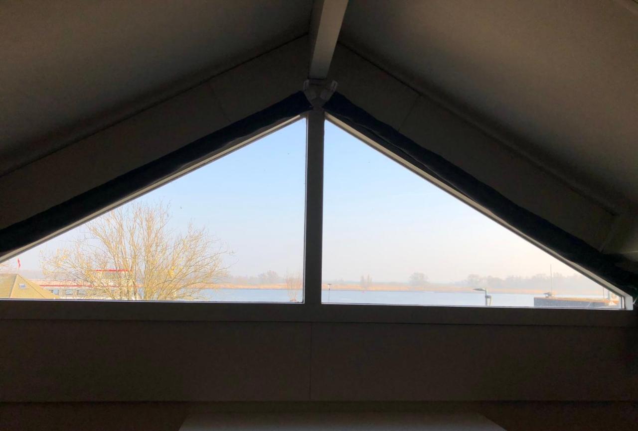 Bed And Breakfast De Biesbosch - In 'T Riet Drimmelen Luaran gambar