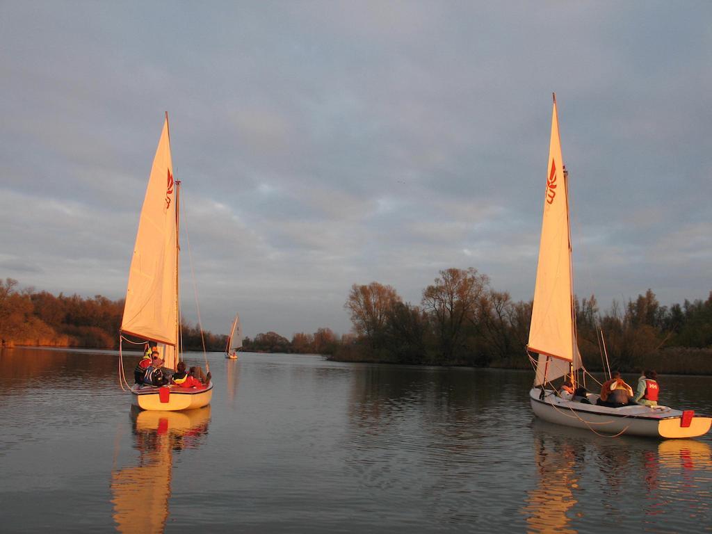 Bed And Breakfast De Biesbosch - In 'T Riet Drimmelen Bilik gambar